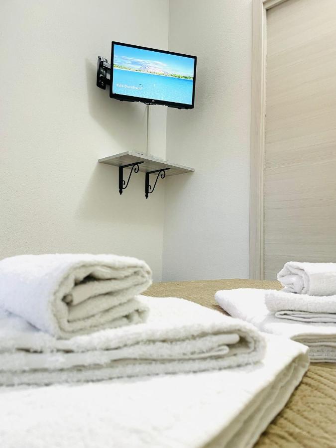 Chrisso Rooms Affittacamere San Teodoro  Exterior foto