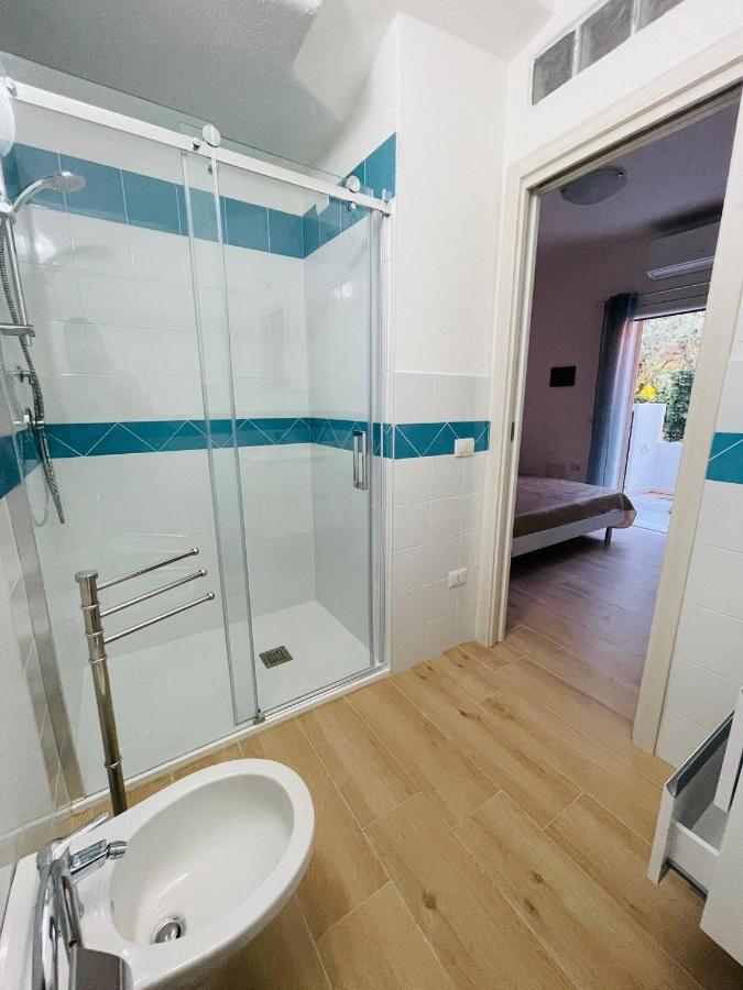 Chrisso Rooms Affittacamere San Teodoro  Exterior foto